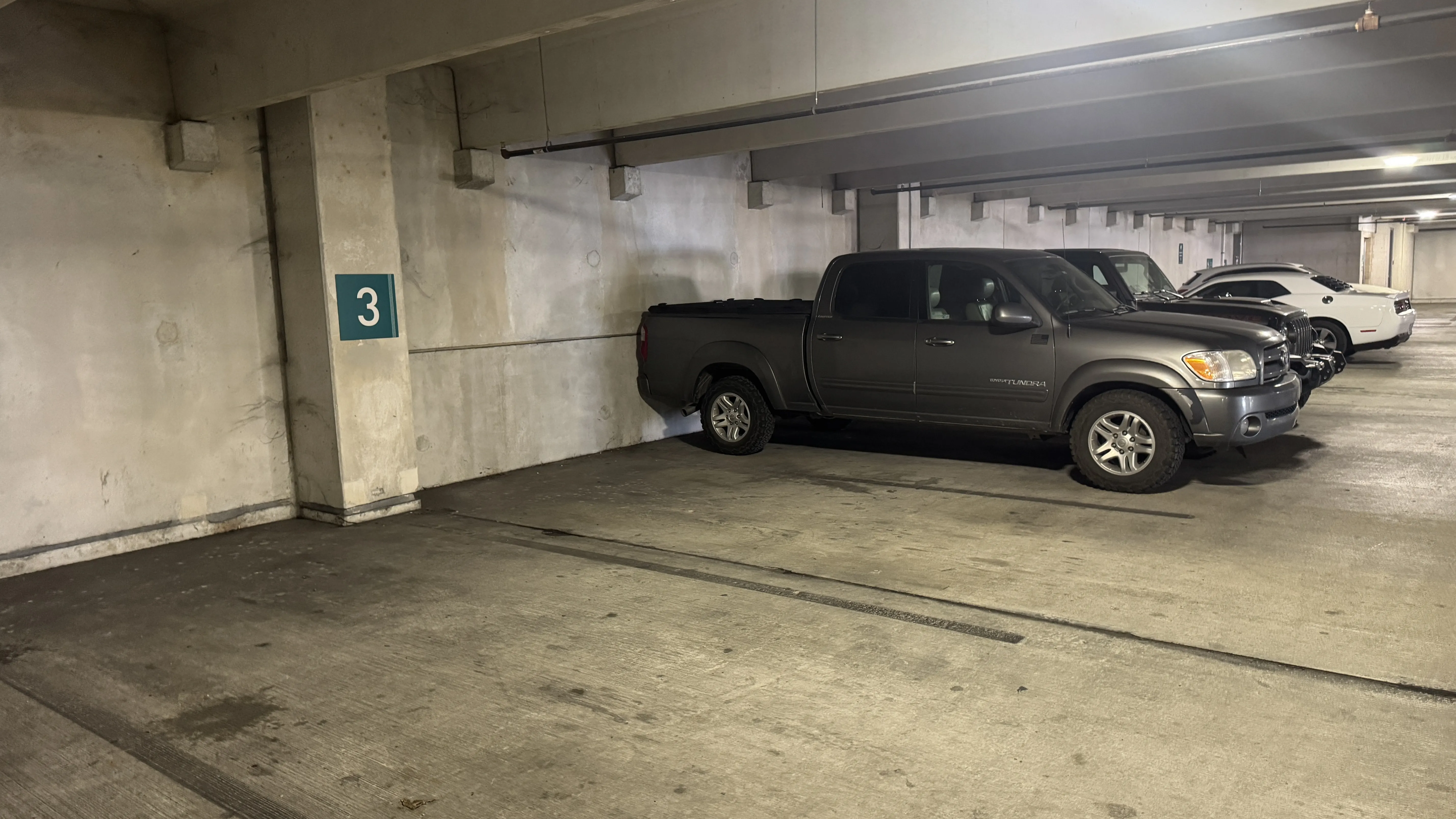 3rd floor parking garage